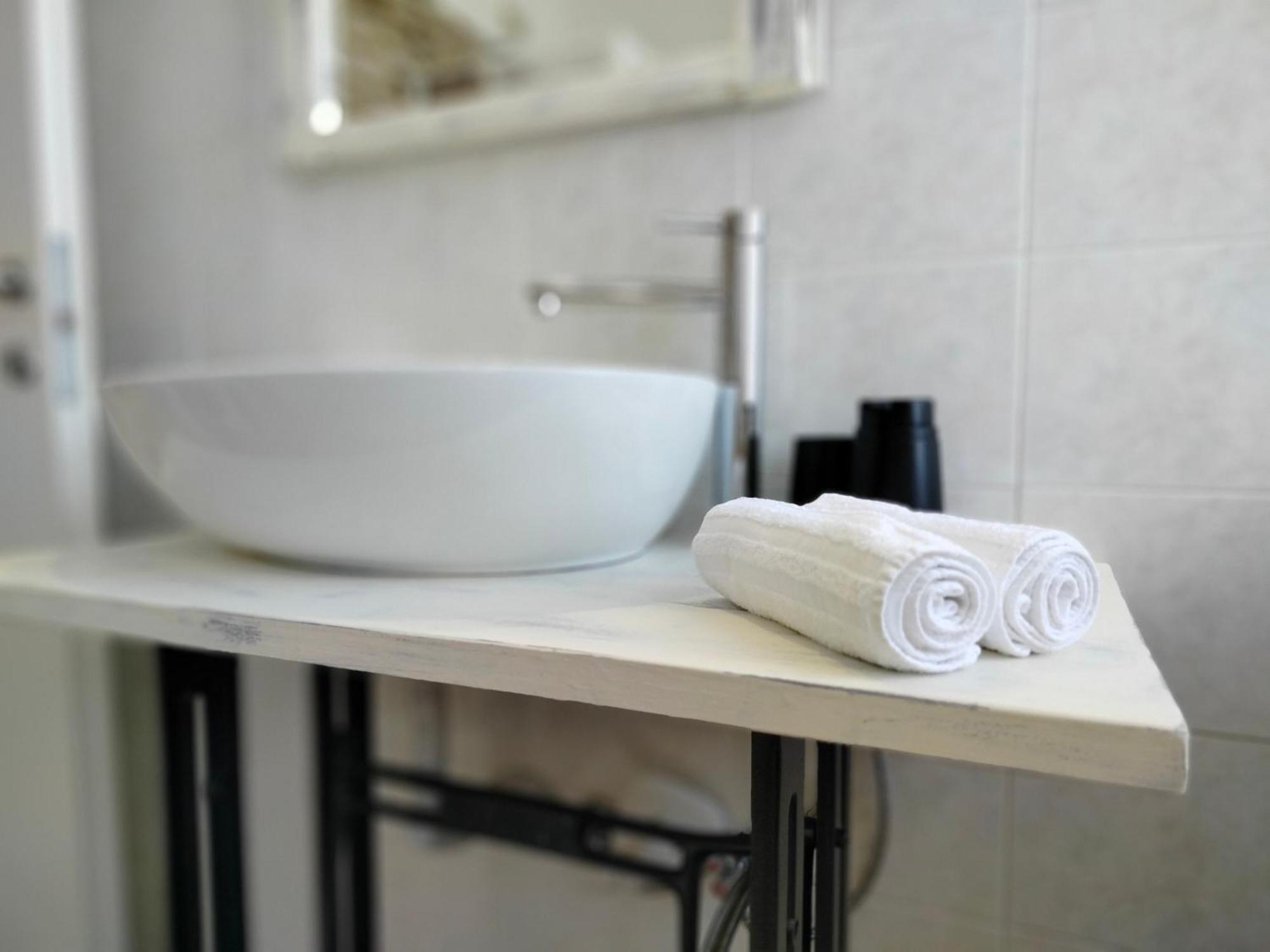 Sweetheart Apartment Бусто-Арсизио Экстерьер фото